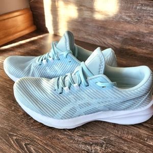 Asics Versablast running shoes